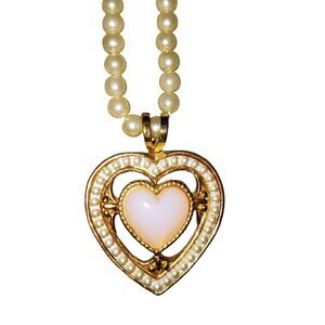 Vintage Avon Victorian Heart and Faux Pearl Necklace Good Condition Clean